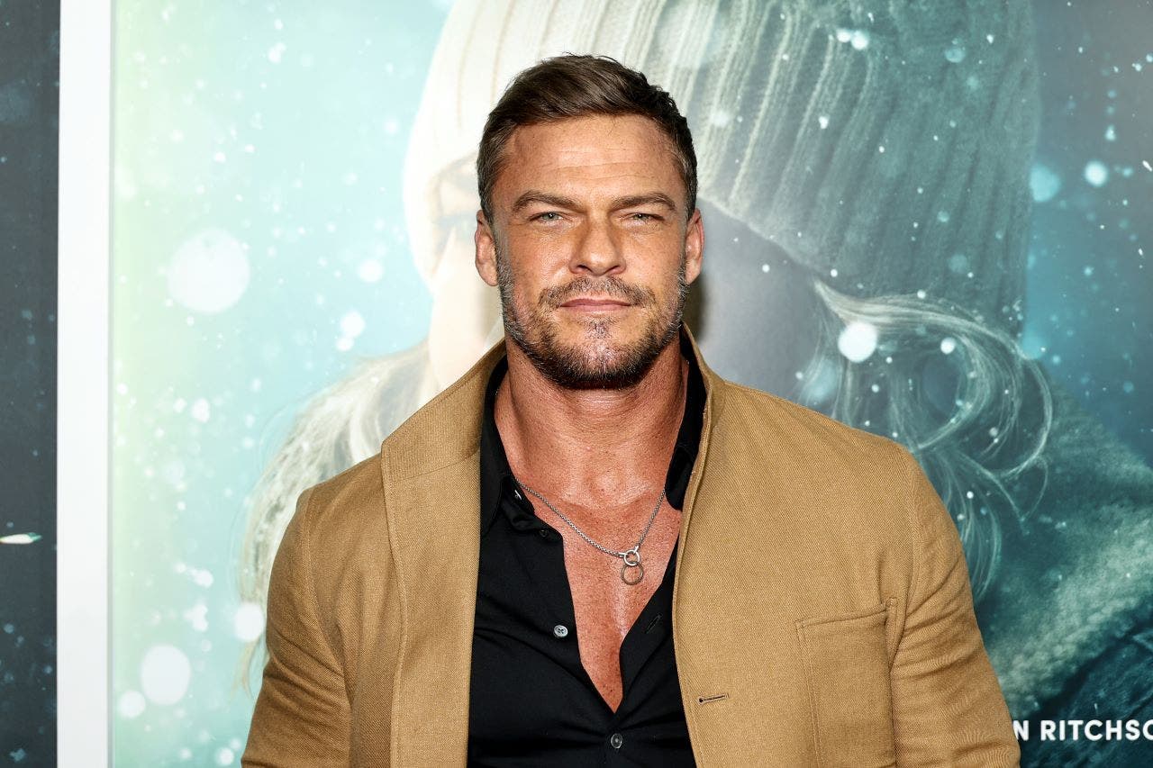 ‘Reacher’ star Alan Ritchson compares modeling industry to ‘legalized sex trafficking’: ‘It left some scars’ [Video]