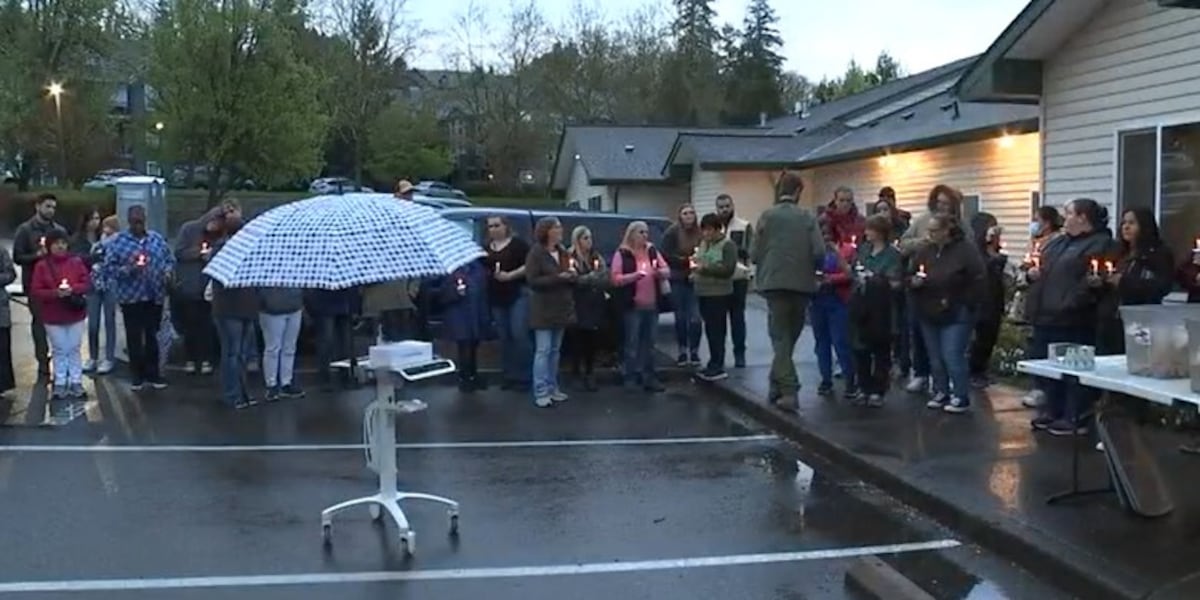 Friends hold vigil sharing memories of missing Vancouver woman [Video]