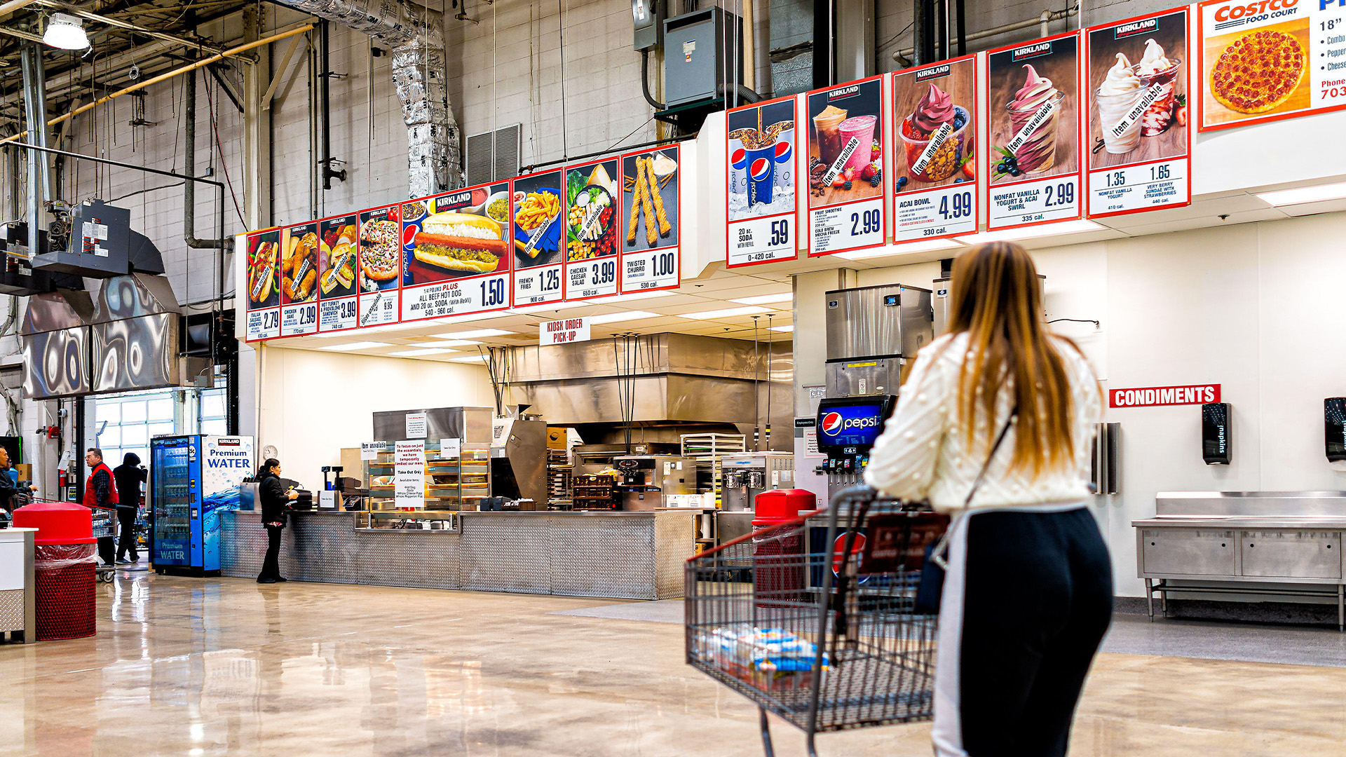 Costco’s members-only food court change to take effect in just days and fans are calling the move ‘crazy’ [Video]