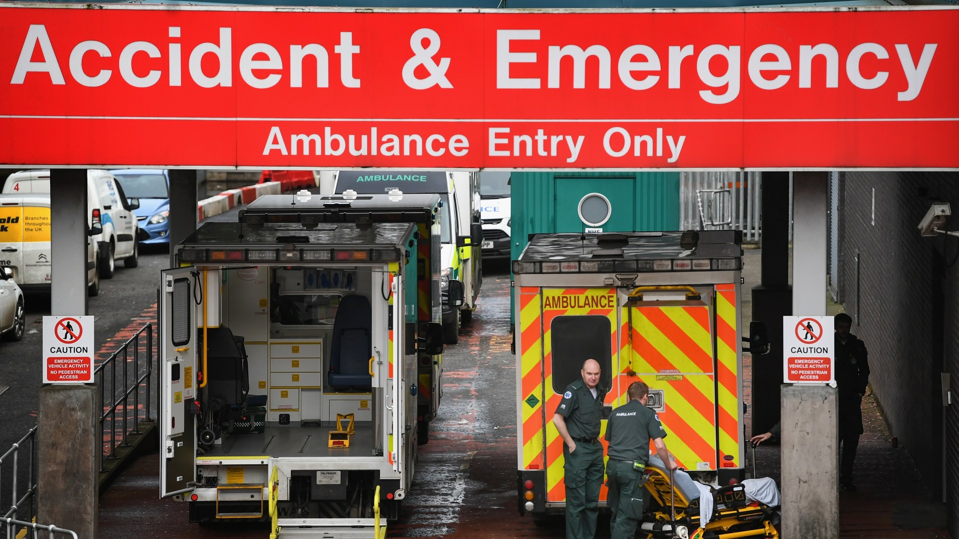 Patients are waiting 24 HOURS in A&E to be admitted to hospital, analysis shows [Video]