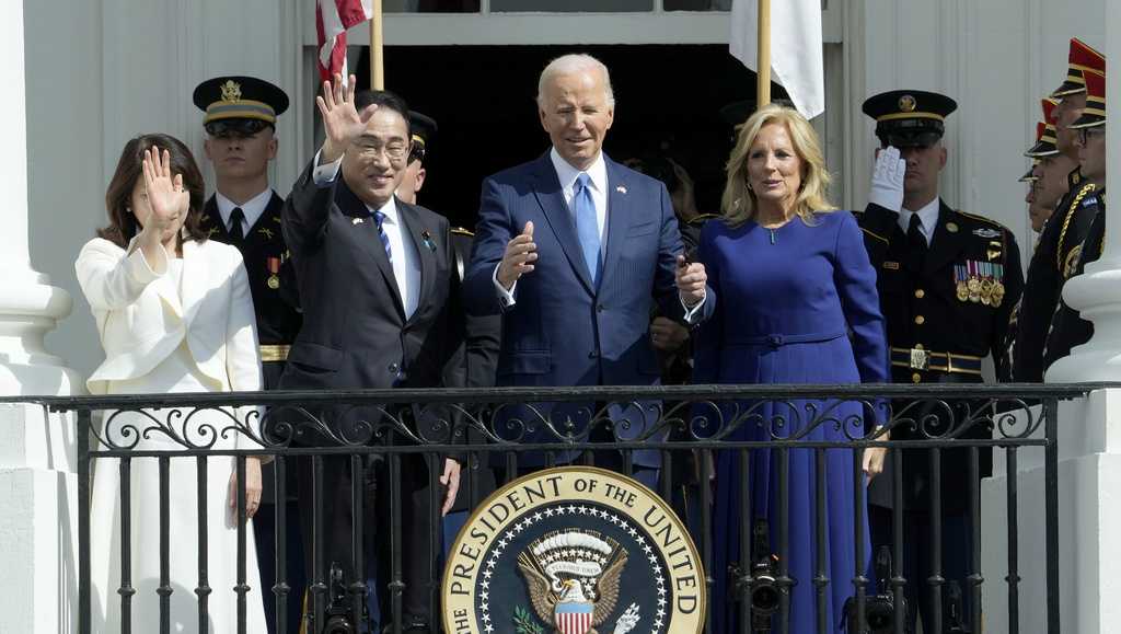 Biden welcomes PM Kishida and praises Japan’s growing clout on international stage [Video]