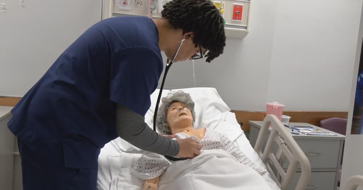 JCPS partners with Norton Healthcare, Galen College to give students a path to nursing careers | Education [Video]