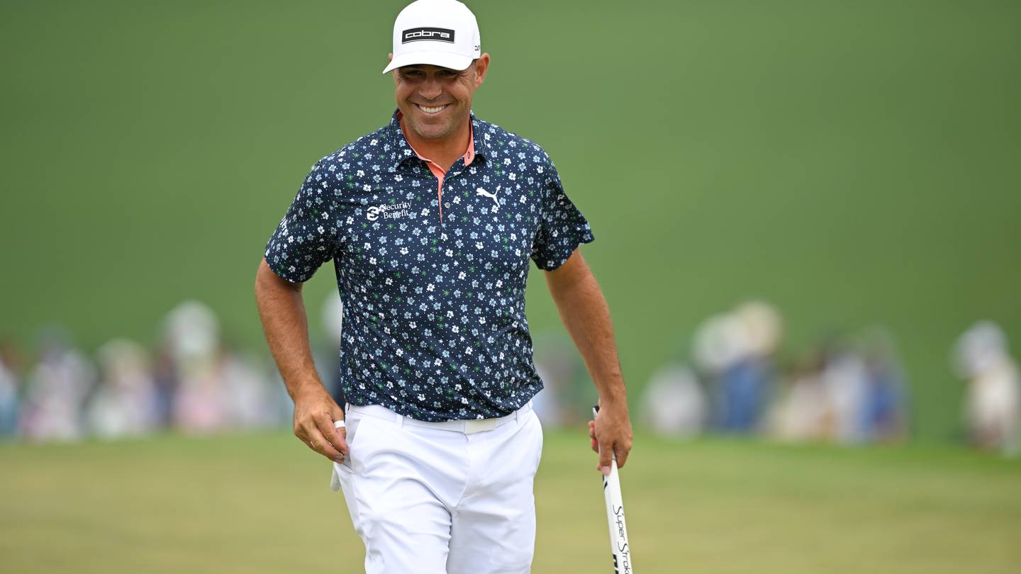 Gary Woodland nearly cards back-to-back holes-in-one  Boston 25 News [Video]