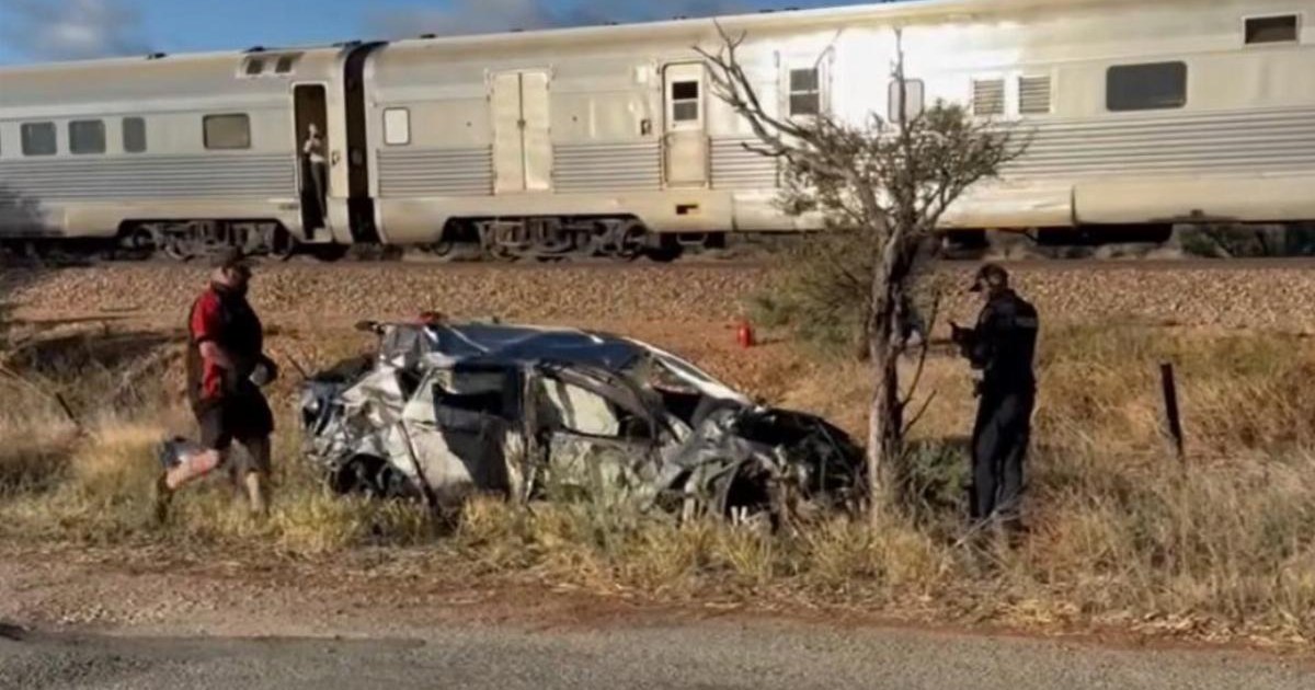 Two teens have miracle escape after crashing into speeding train | World News [Video]