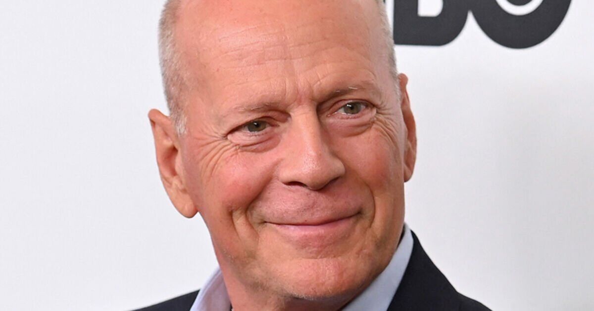 Bruce Willis cradles granddaughter in touching rare photo during dementia battle | Celebrity News | Showbiz & TV [Video]