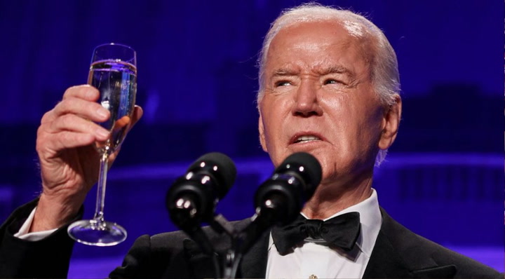 Biden silent on Israel-Hamas war at White House dinner | US News [Video]