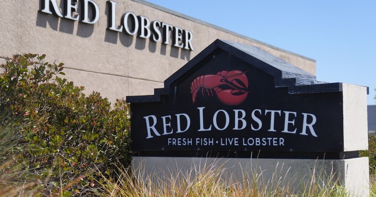 Red Lobster files for bankruptcy days after closing dozens of restaurants [Video]