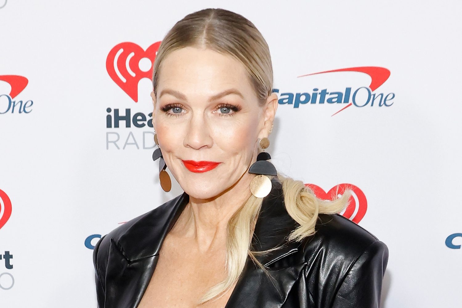 Jennie Garth Says Body Image Is a ‘Roller Coaster’ [Video]