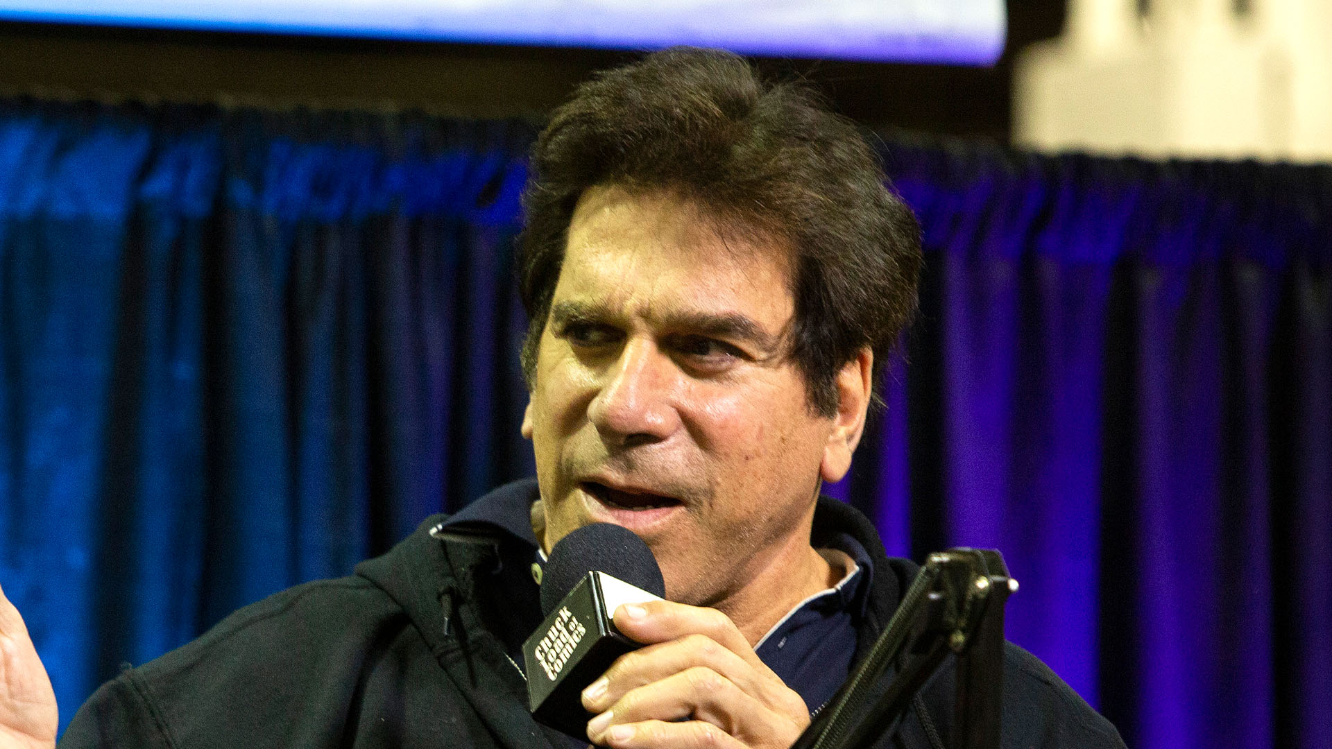 Incredible Hulk star Lou Ferrigno sues own daughter for ‘taking social media accounts’ – but wife accuses him of affair [Video]