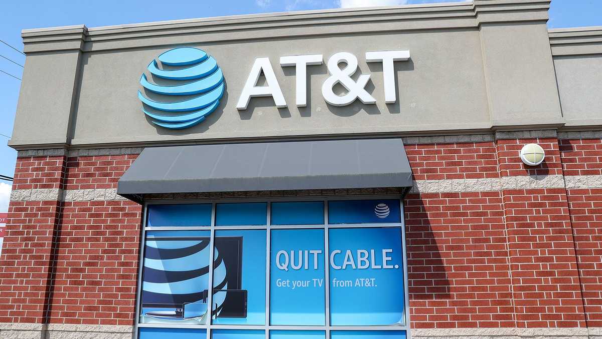 ‘It is alarming:’ After second outage this year, experts say AT&T risks customer loyalty [Video]
