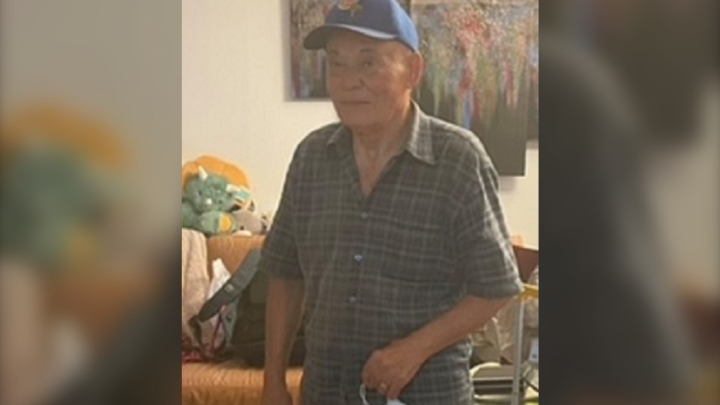 Laval police search for missing senior [Video]