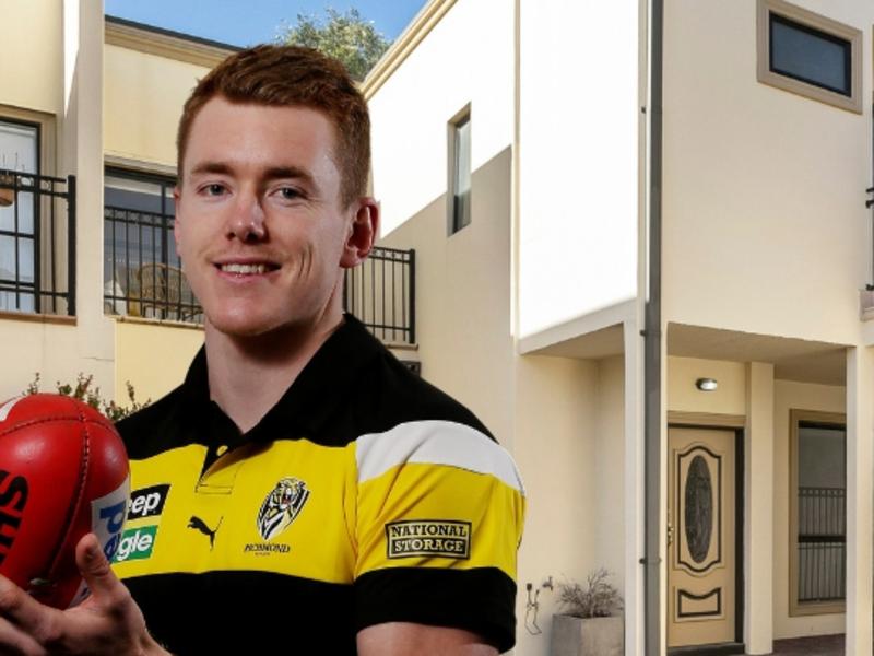 Ascot Vale: Richmond Premiership player Jacob Townsend looks to bounce townhouse [Video]