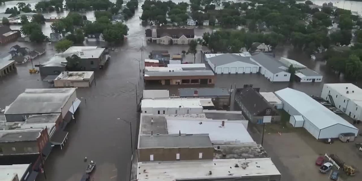 AERIALS: Drone video shows flooding in Iowa