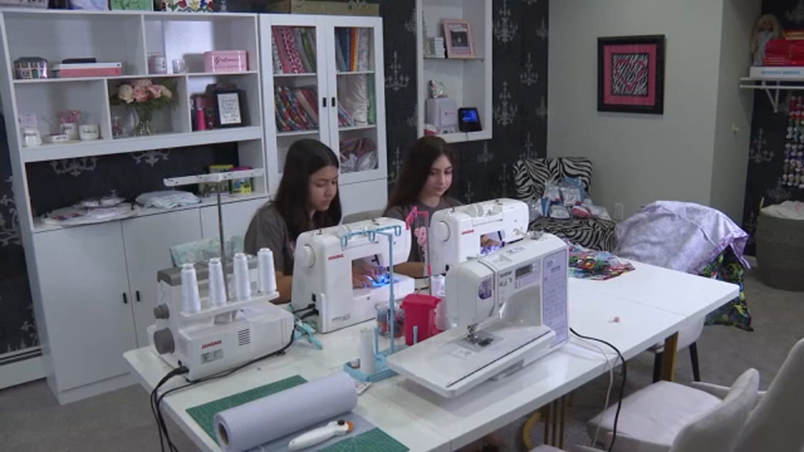 Sewing sisters kids hospital gowns: Inspired by baby cousin with cancer, New Jersey girls bring cheer to drab garment [Video]
