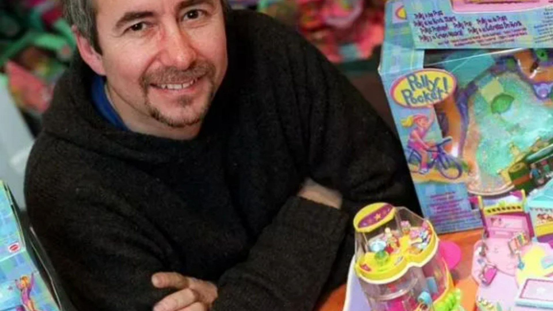 Chris Wiggs dead: British inventor who created Polly Pocket dies aged 74 after rare cancer battle [Video]