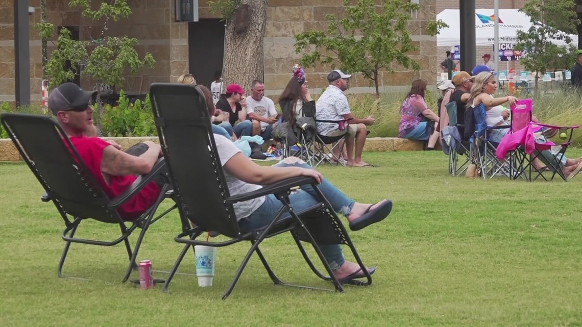 4th of July celebrations for people with Alzheimer’s [Video]